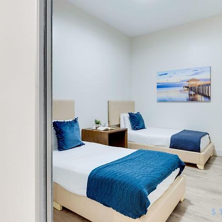Beachfront Resort - Hot Tub & Pool- Near Beach ハリウッド エクステリア 写真