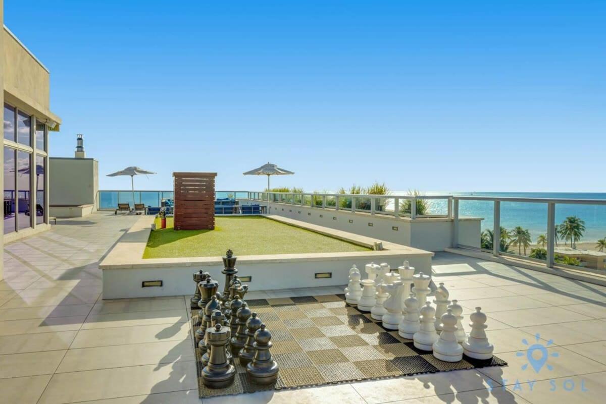 Beachfront Resort - Hot Tub & Pool- Near Beach ハリウッド エクステリア 写真