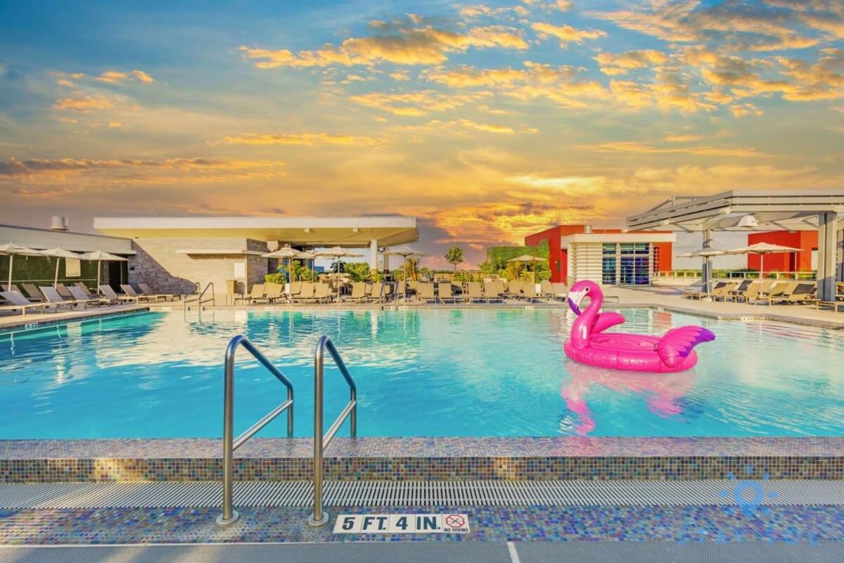 Beachfront Resort - Hot Tub & Pool- Near Beach ハリウッド エクステリア 写真